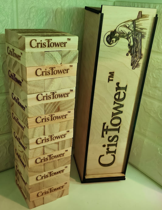 CrisTower con su estuche de madera grabado